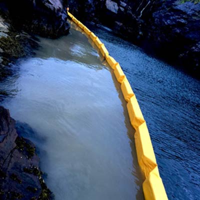 Floating turbidity barrier