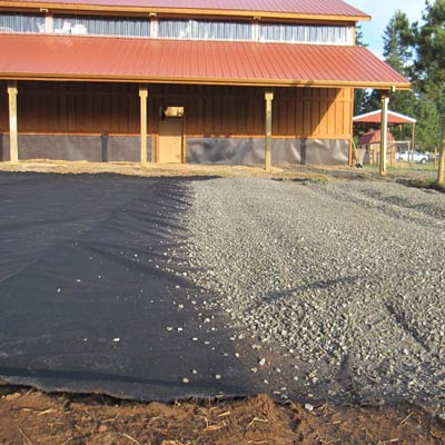 Geotextile P-200, weight 200g/m2, 2,00 m x 25 m (50m2). Price per